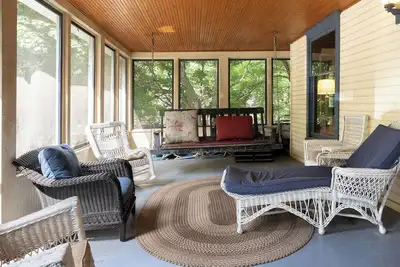 Image de Experience spacious comfort at Pavillion Paradise - Pet Friendly