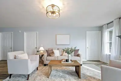 Image de 4br Home｜Perfect for Families｜Private Yard｜Work Remotely｜Fully Furnished #42051