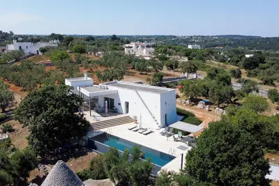 Image de Villa Apulia private villa with private pool and splendid panoramic views.