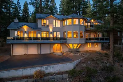 Image de 90s Tahoe Time Capsule