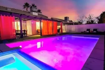 Image de Lavish New 4br w/ Pool, Arcade, & Pingpong!