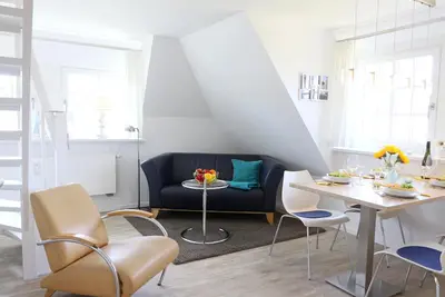 Image de Charming thatched roof apartment in Westerland with communal garden