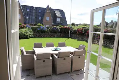 Image de Exclusive semi-detached house with sauna in Wenningstedt, Sylt