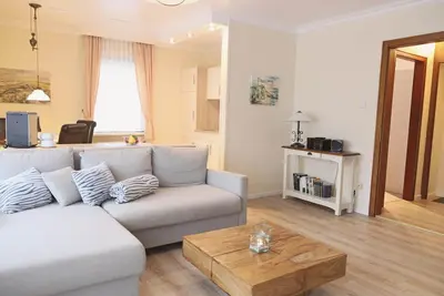 Image de 2-room vacation apartment \"Amrum\" close to the beach with south-facing terrace in Westerland