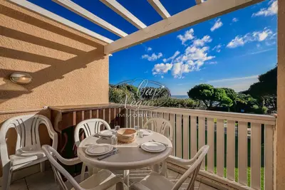 Image de Appart duplex classé 2 étoiles 50m plage Pierre et Vacances Pramousquier