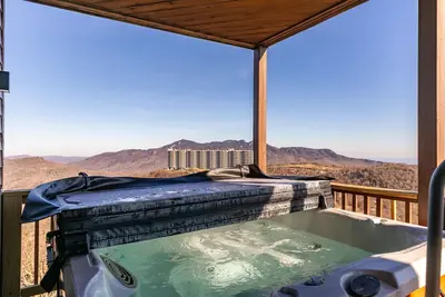 Image de Top of the World - The Reserve - 50ft from slopes, stunning views