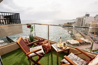 Image de Amazing Seafront Duplex Apartment Sliema