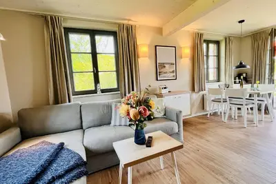 Image de Newly built, modern, exclusive - that describes the Klein Stresow vacation village