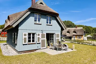 Image de Newly built, modern, exclusive - that describes the Klein Stresow vacation village