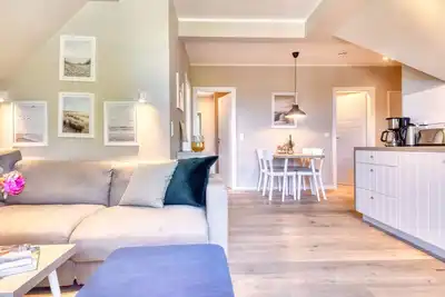 Image de Newly built, modern, exclusive - that describes the Klein Stresow vacation village