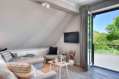 Image de Newly built, modern, exclusive - that describes the Klein Stresow vacation village
