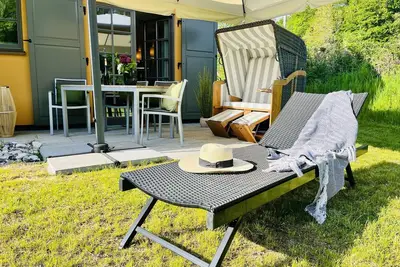 Image de Newly built, modern, exclusive - that describes the Klein Stresow vacation village