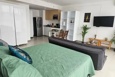 Image de Tropical Vista iFreses, 2nd floor! Ac, Tv and Pool