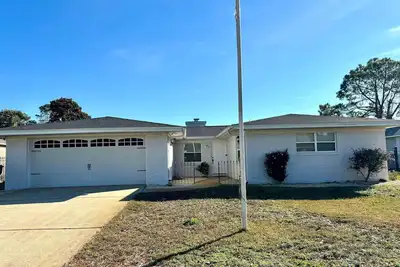 Image de Charming-Relax 2bd/2ba Modern House near Pensacola Beach and Downtown