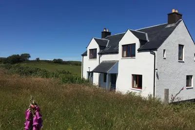 Image de Gamekeeper's Cottage - semi-detached property on the outskirts of Tobermory