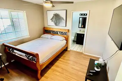 Image de Charming Western style house 4-bedroom pool with WiFi, Ac/Heat and mountain view