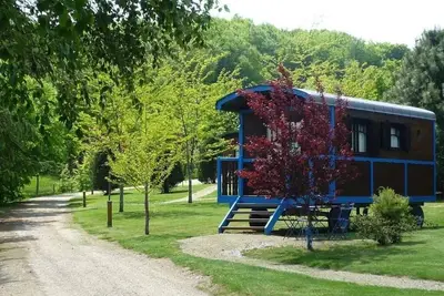 Image de Camping 3 étoiles - Piscine - eecece