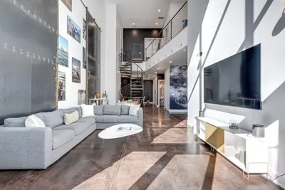 Image de Updated Designer Duplex In Fulton Market W/parking