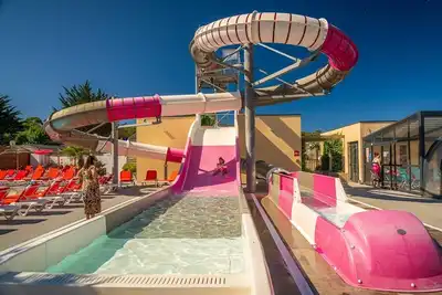 Image de ZEcamping 4* - Parc Aqua - Mh climatisé - Plage proche - Dog Friendly