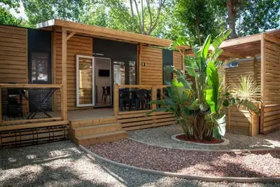 Image de Camping 4 étoiles - Piscine  - ccaffcg