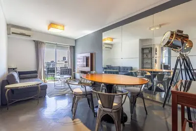 Image de Stylish 3br, 500mb WiFi in Palermo ideal Families