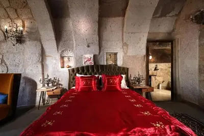 Image de Suite with Mountain View