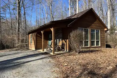 Image de Charming 2-bedroom cabin with WiFi in brilliant Winston-Salem