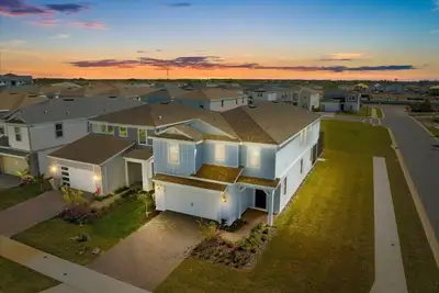 Image de 7 Bedrooms / 5. 5 Bathrooms / Windsor Cay (16202tw)