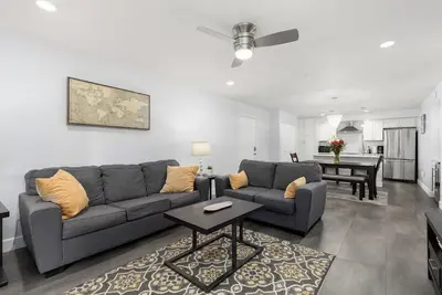 Image de Modern 2-bed condo in Scottsdale, Spring Training, with WiFi, Ac, heated pool