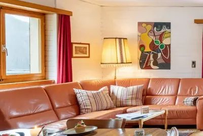 Image de Chasa Moffa: Spacious 5. 5-room flat in Vnà with panoramic views and private sauna