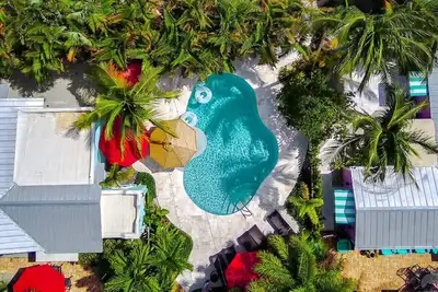 Image de Charming Bungalow w/ Heated Pool & Bbq