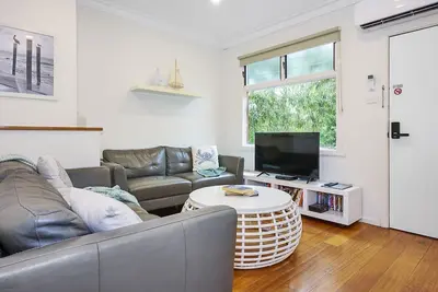 Image de Dundas One - 2-Bedroom Getaway