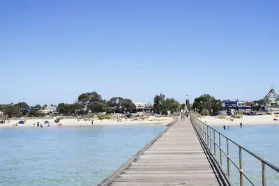 Image de Dundas Two - 2-Bedroom Getaway