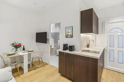 Image de Lavie Maison : Near Arc de Triomphe, Hot Tub & Ac