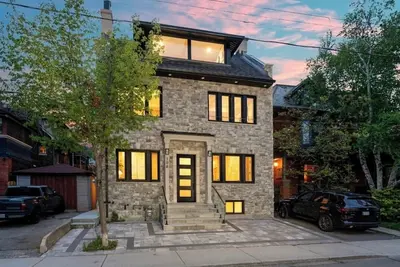 Image de *New* 6 Br Luxury Stay Steps Away from Yorkville