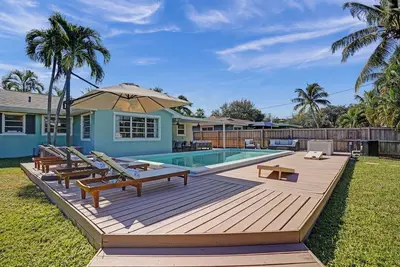 Image de Private Palm Oasis - minutes to the beach and downtown Delray