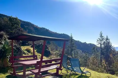 Image de Appartement \"La Squazza\" avec vue sur les montagnes, terrasse privée et Wi-Fi