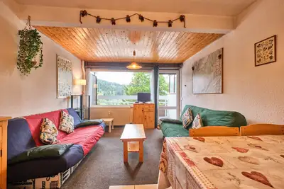 Appartement \"Eterlou 101\" avec vue sur les montagnes, jardin partagé et Wi-Fi