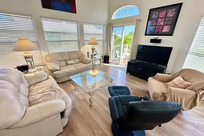 Image de Beautiful 3 Bedroom, 3 Bath Home on Nettles Island