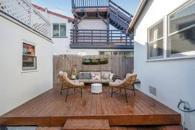 Image de Beautiful Newport Beach Home by the Bay and Beach
