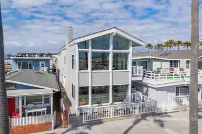 Image de Oceanfront Home: Perfect for Large Groups/Families