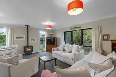 Methven MtHutt\/Opuke big house-private, fenced, 5 min walk to centre, pet-friendly
