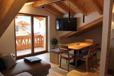 Image de Schneibstein vacation apartment, 95 m² with 3 separate bedrooms, living/dining area, south and west-facing balconies