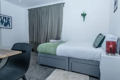 Image de Spacious 5-bedroom house in Medway with WiFi