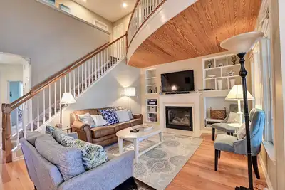 Image de Sleeps 8 - 3br Townhome in Bear Trap Dunes – Golf, Outdoor & In-Door Pool, Fitness Center!