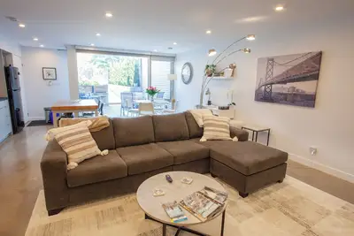 Image de Luxury North End One-Bedroom in Trendy Downtown Halifax Neighourhood.