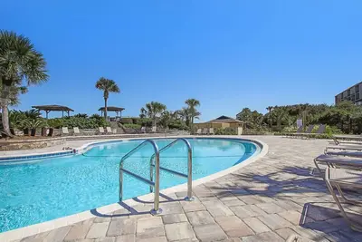 Image de Amelia 4br 3bth Beachwalker Oceanfront& Views Coastal Decor Full Remodel 2024