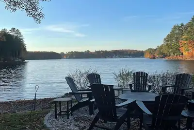 Image de Charming 3-bedroom house with private beach on enchanting Mousam Lake