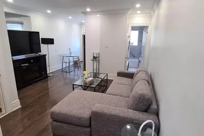 Image de Lovely one bedroom oasis+Balcony+work station