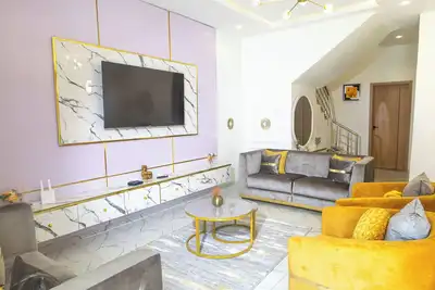 Image de Fortified Secured 4 Bedroom House\/24\/7 Electricity & Pool - Lekki